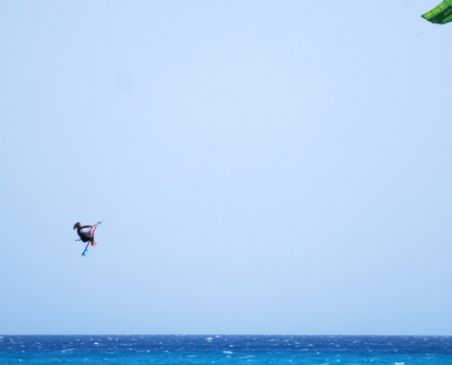 strapless kitesurfing