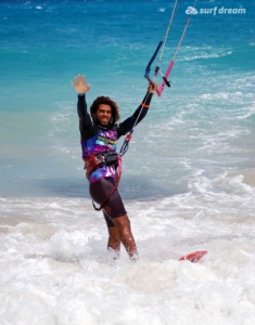 strapless kitesurfing