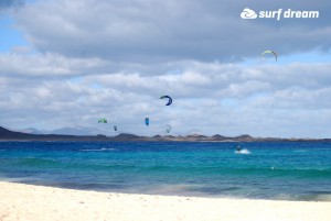 kiteboarding-canary islands-fuerteventura-surfdream-surfing300